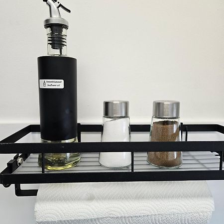 Modern Homes - Voll Ausgestatte Wohnung - Balkon - Hotelbetten - 4K Tv - Wlan Moers Εξωτερικό φωτογραφία