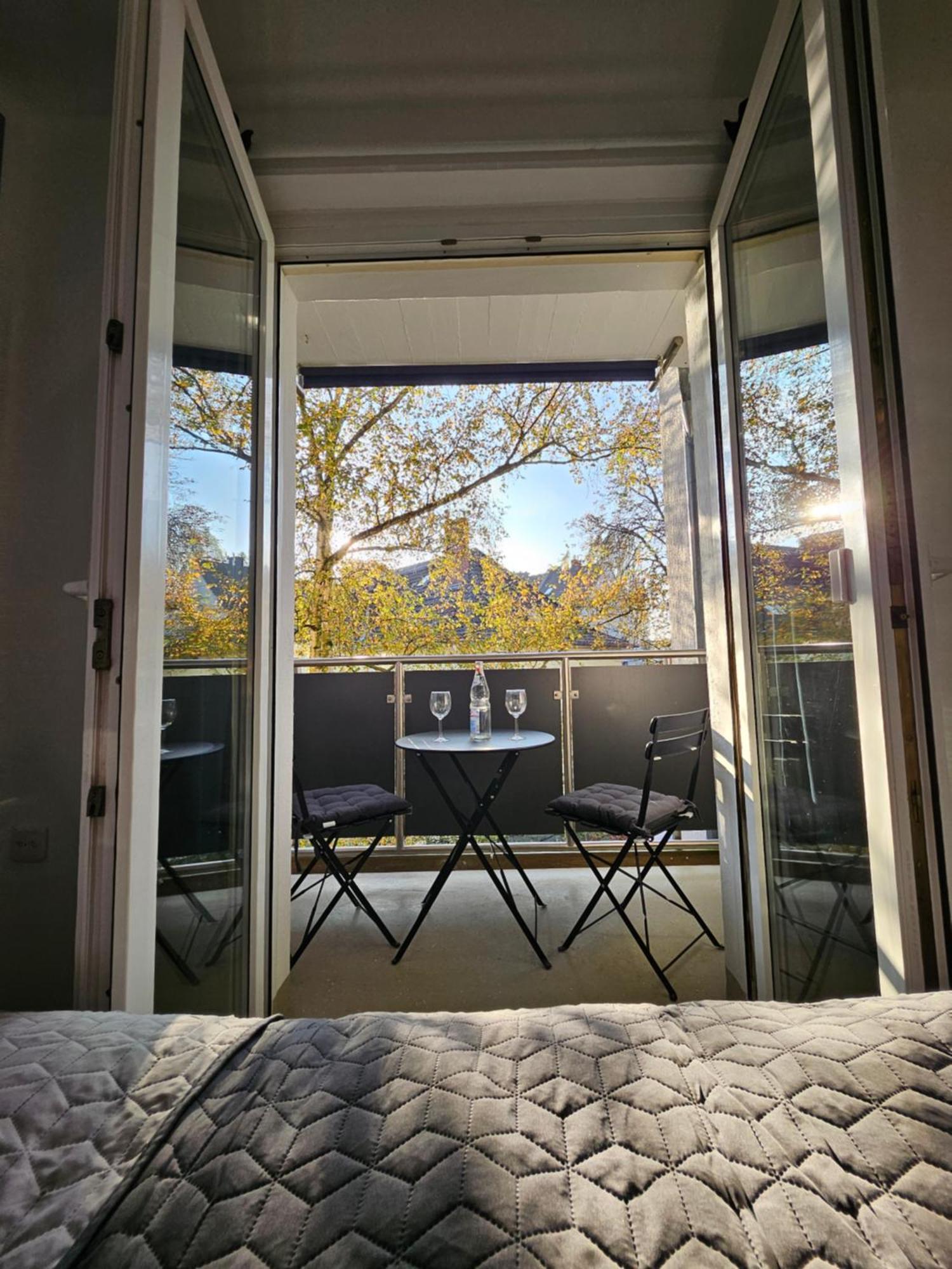 Modern Homes - Voll Ausgestatte Wohnung - Balkon - Hotelbetten - 4K Tv - Wlan Moers Εξωτερικό φωτογραφία