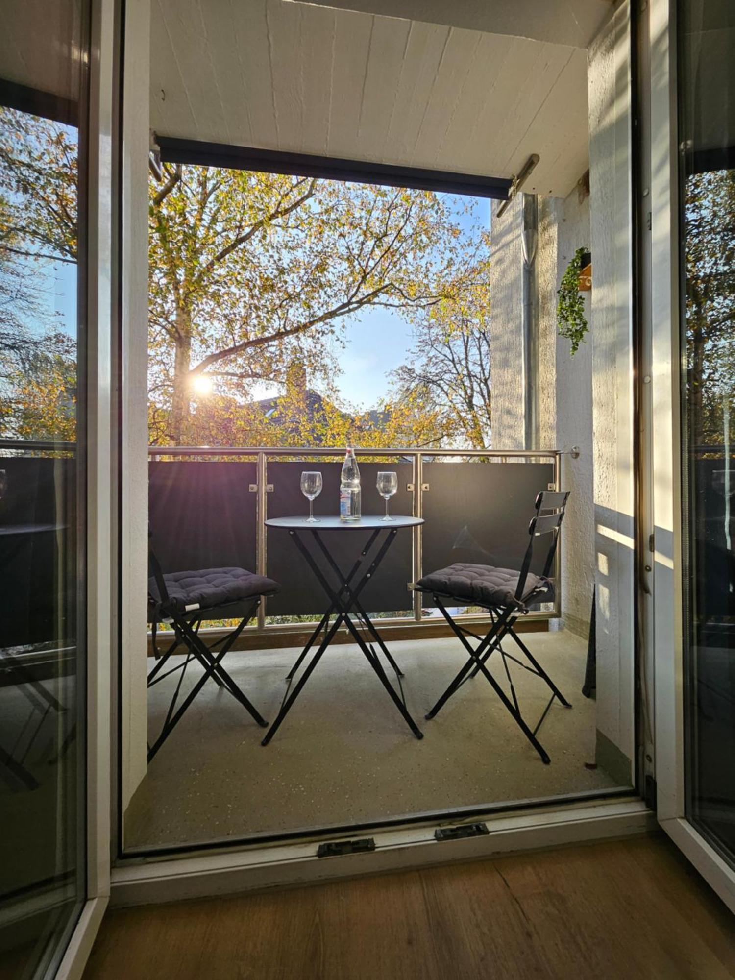 Modern Homes - Voll Ausgestatte Wohnung - Balkon - Hotelbetten - 4K Tv - Wlan Moers Εξωτερικό φωτογραφία