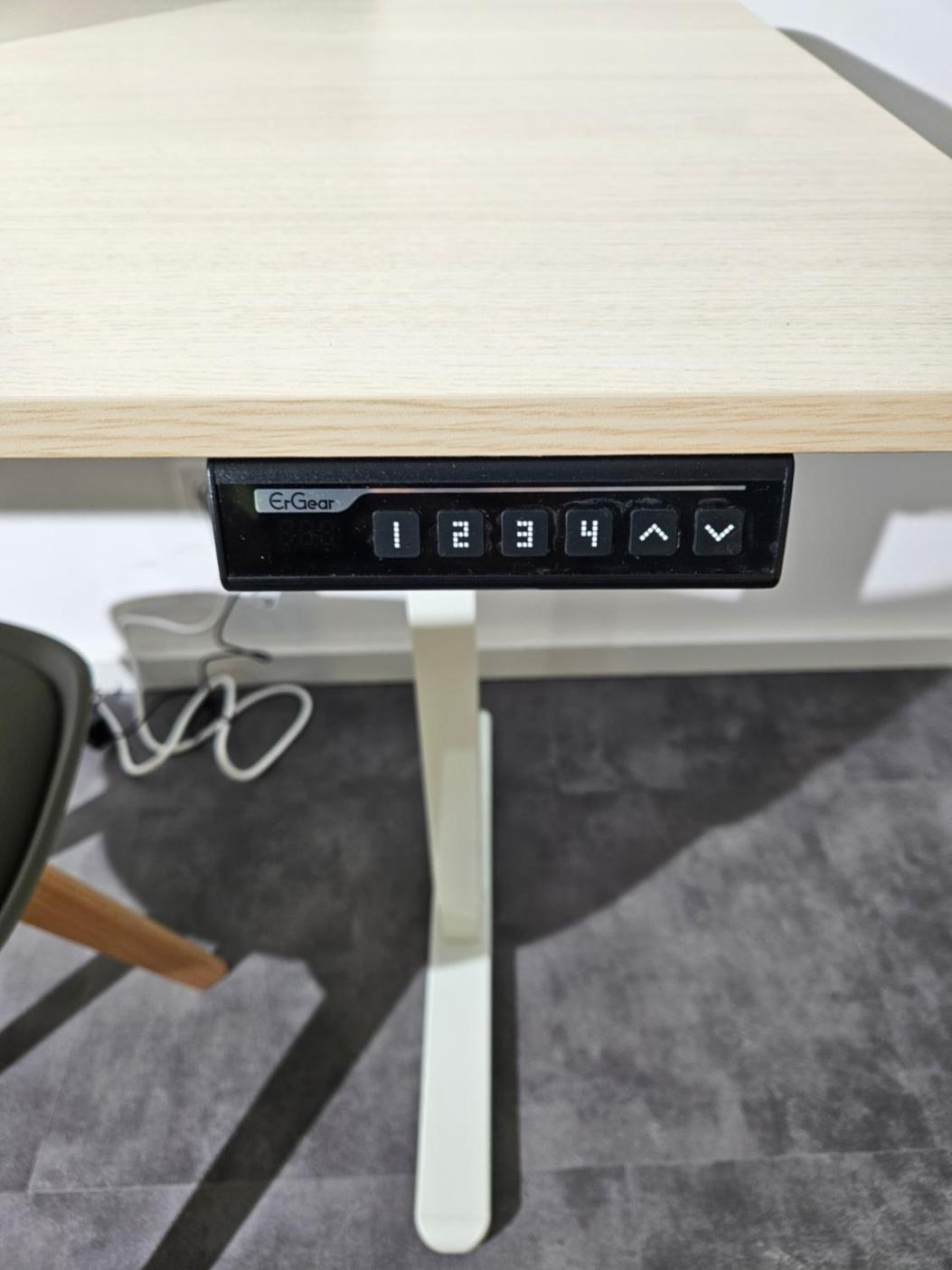 Modern Homes - Voll Ausgestatte Wohnung - Balkon - Hotelbetten - 4K Tv - Wlan Moers Εξωτερικό φωτογραφία