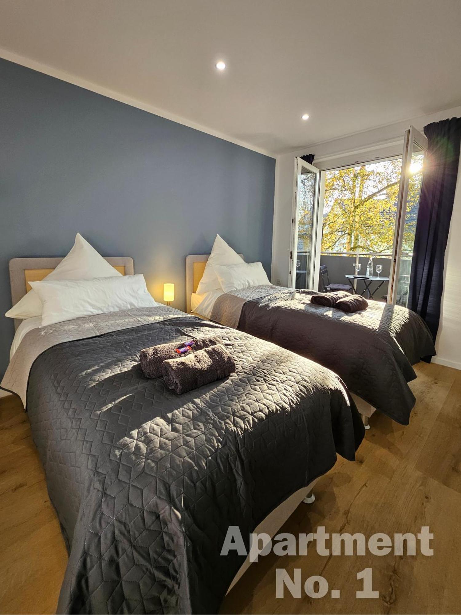 Modern Homes - Voll Ausgestatte Wohnung - Balkon - Hotelbetten - 4K Tv - Wlan Moers Εξωτερικό φωτογραφία